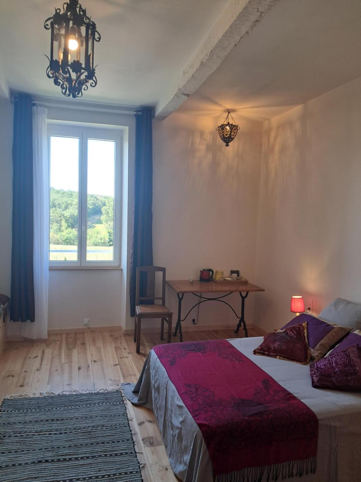 Aux Roses De Cedres Chambre Savane Salvagnac Ngoại thất bức ảnh